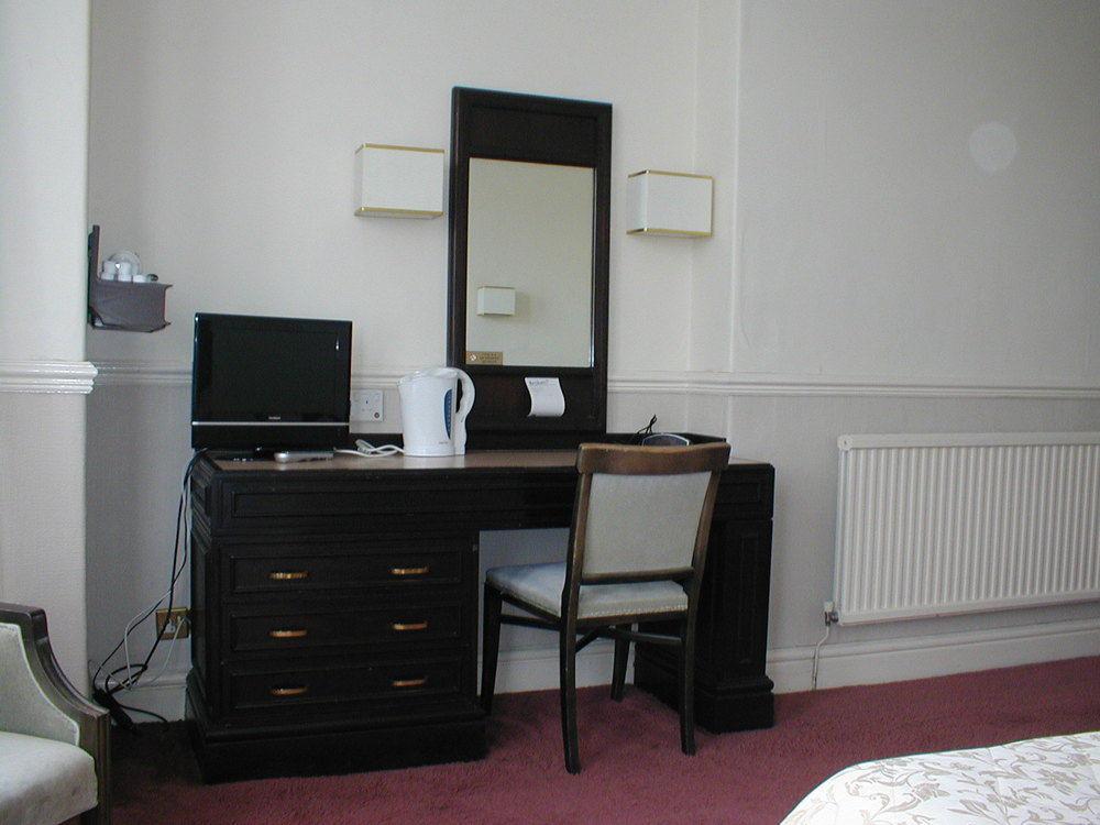 Glen Usk Hotel Llandrindod Wells Exteriér fotografie