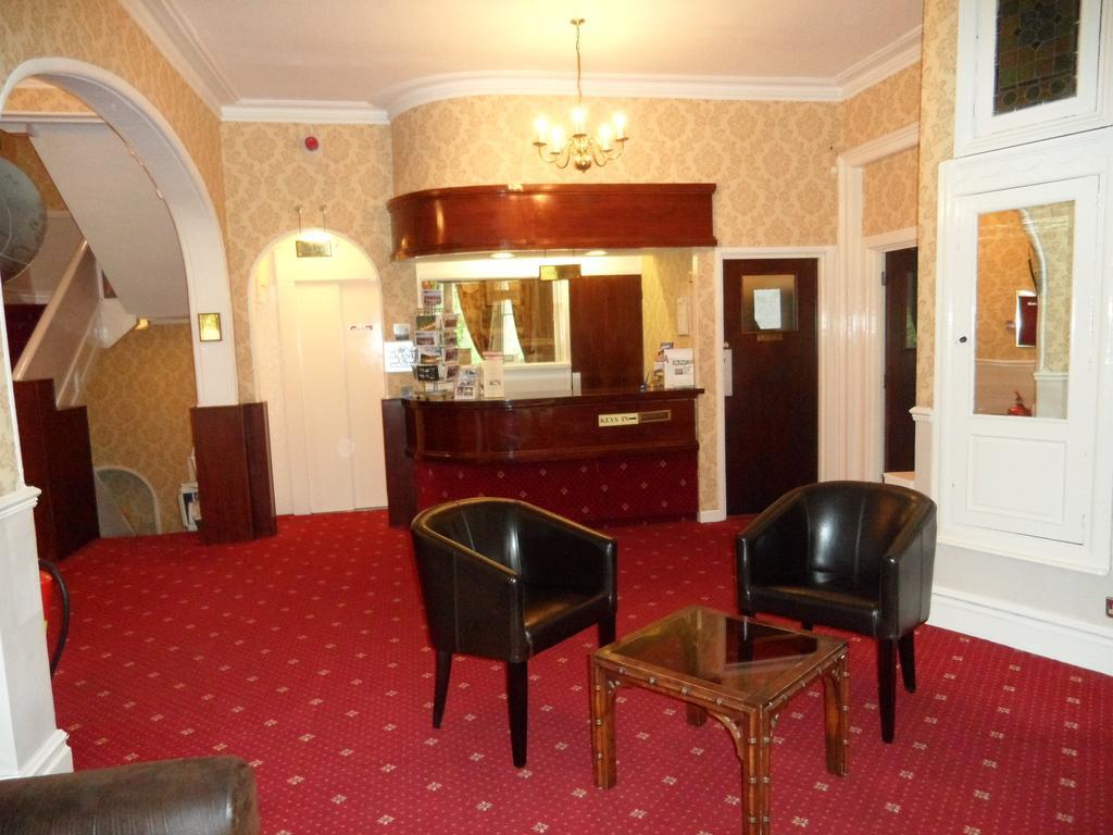 Glen Usk Hotel Llandrindod Wells Exteriér fotografie