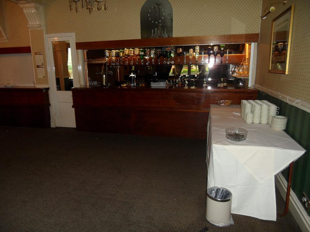 Glen Usk Hotel Llandrindod Wells Exteriér fotografie
